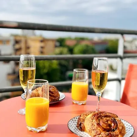 Penthouse De Standing: Vue Paris- 10min De L'aeroport - Parking Gratuit Orly