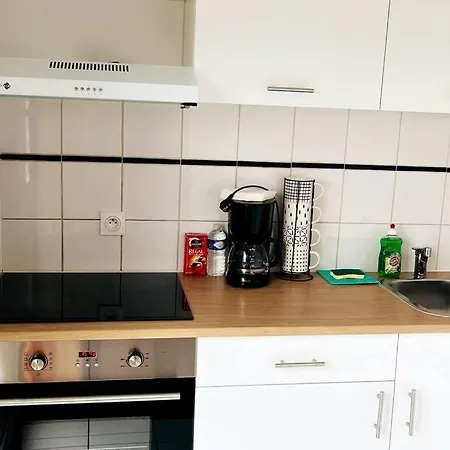 Daire Penthouse De Standing: Vue Paris- 10min De L'aeroport - Parking Gratuit