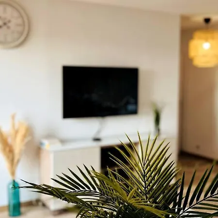 Daire Penthouse De Standing: Vue Paris- 10min De L'aeroport - Parking Gratuit Orly